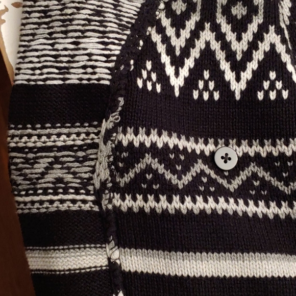 Chaps Inside Out Diamond Knit Toggle Sweater Vest - Picture 14 of 16